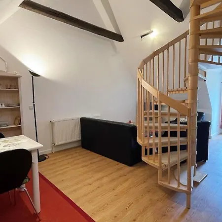 Sina Og Hof Doettgebuell Aventoft